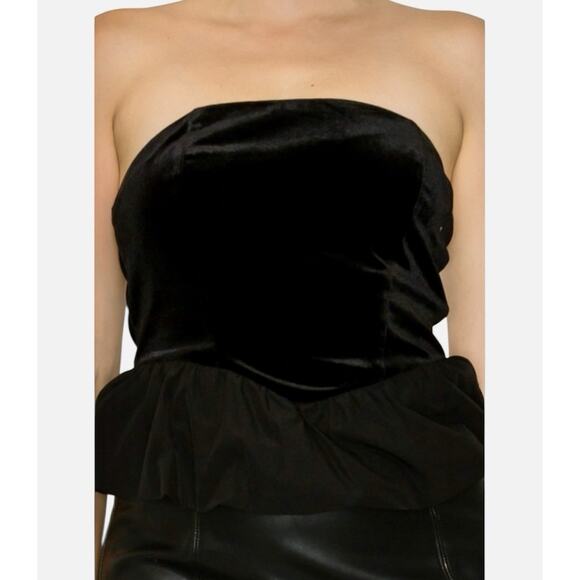 Haute Monde Black Velvet Peplum Top Size M Strapless Ruffle Holiday Party NWT - Picture 2 of 7